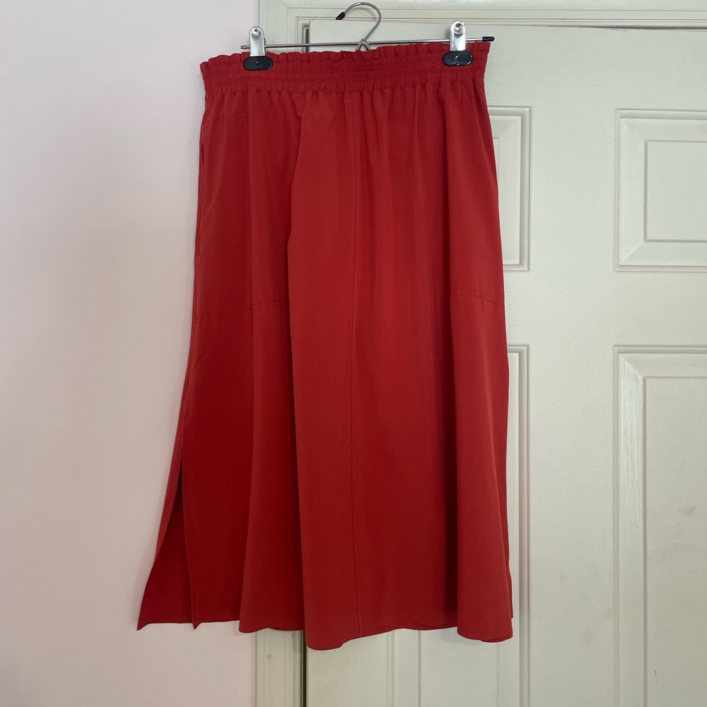 Athleta Vibrant Savanna Midi Skirt